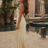 ABITO 'DION' GIALLO PASTELLO