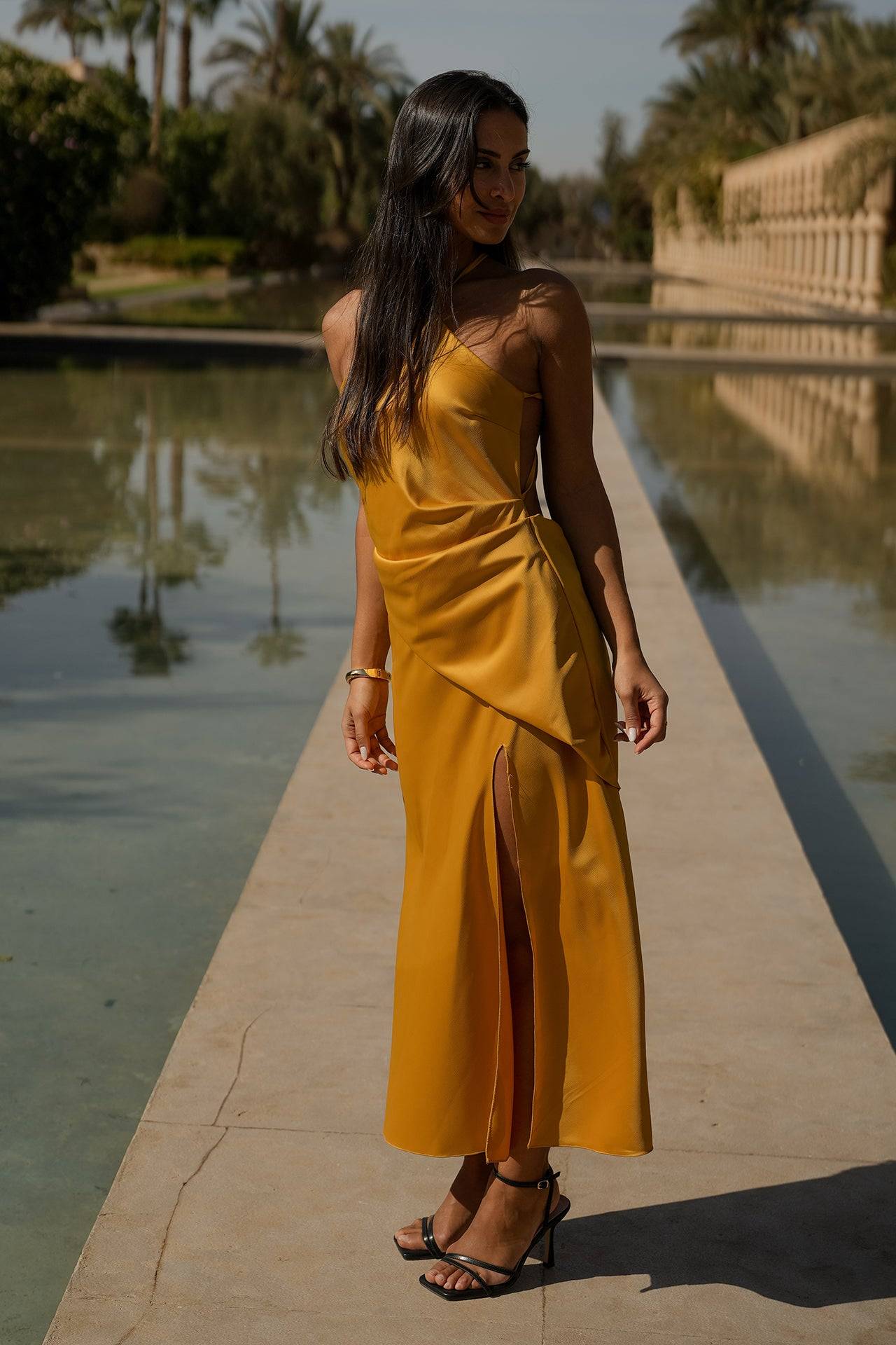 VESTIDO 'DELILAH' MOSTARDA